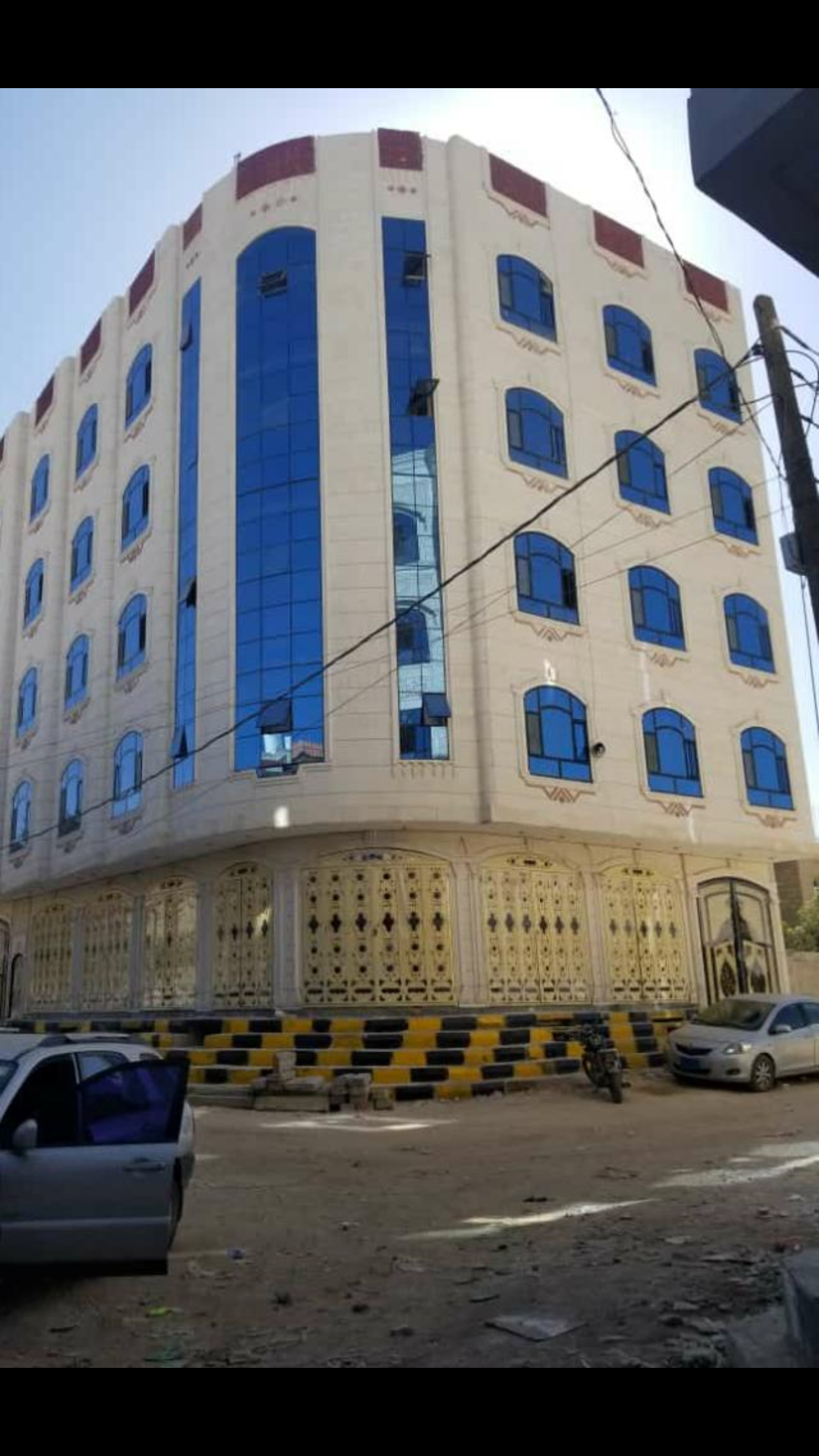 عمارة للبيع في صنعاء شارع النصر